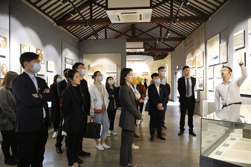 公司團委赴西安事變紀念館開展團日活動配圖3 (2).JPG