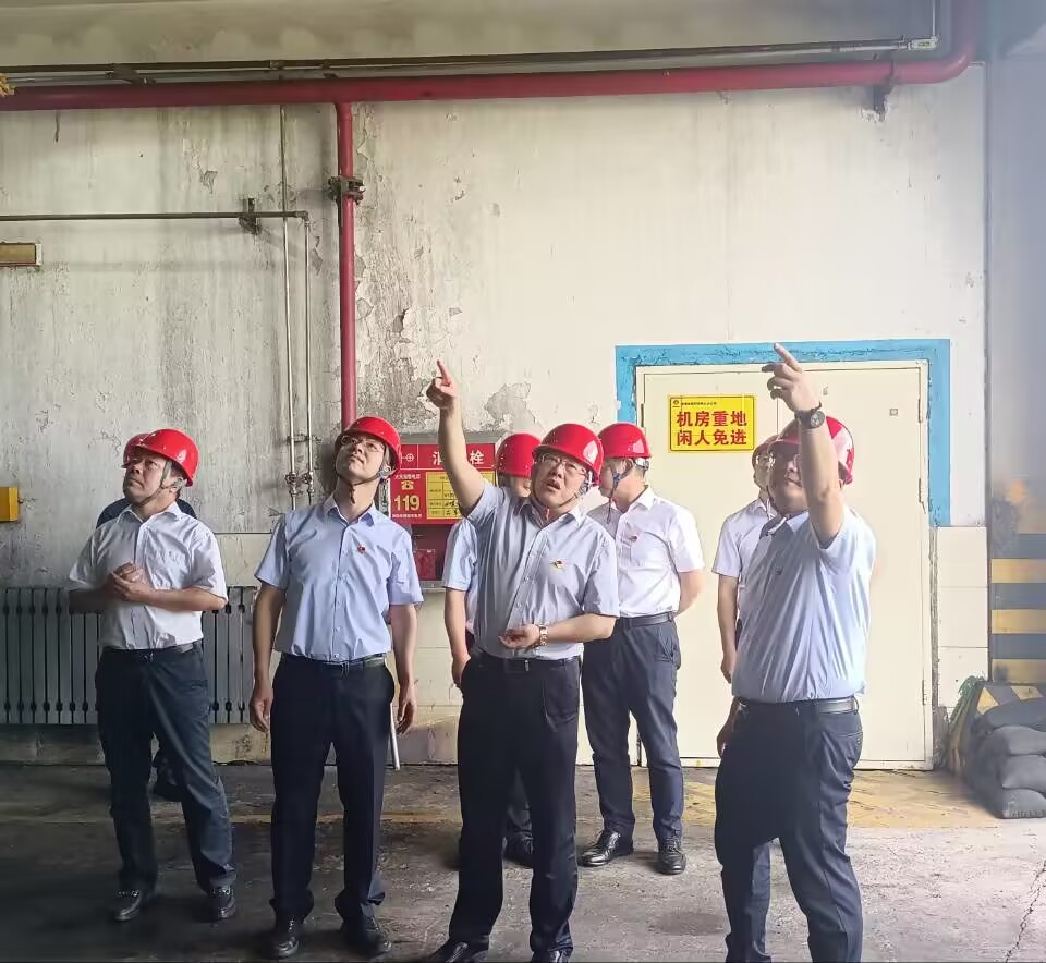 徐國(guó)強(qiáng)深入神木分公司開(kāi)展調(diào)查研究