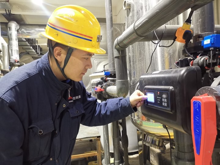 新型能源神木分公司:來看巡檢一線的花樣“風(fēng)采錄”3.jpg 新型能源神木分公司:來看巡檢一線的花樣“風(fēng)采錄”3.jpg